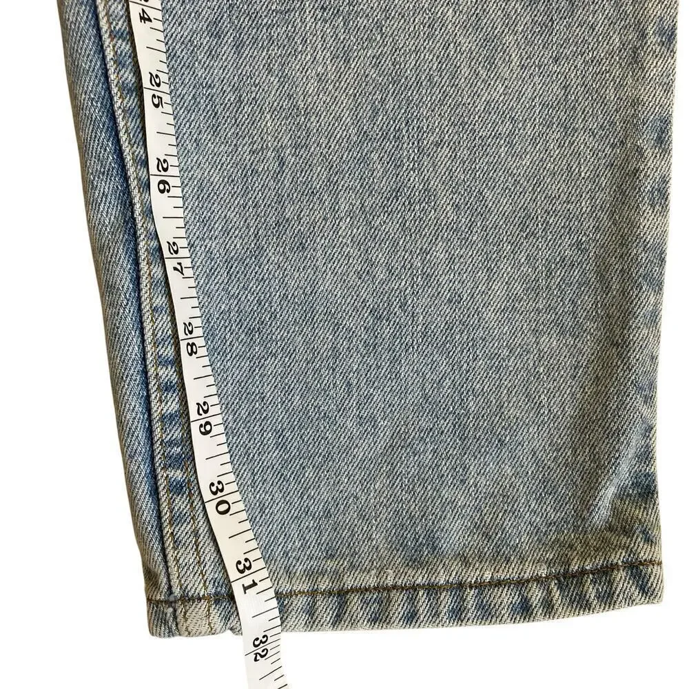 Vintage 90s Levi’s 550 Jeans Relaxed Fit Tapered Leg Light Wash Denim Casual
